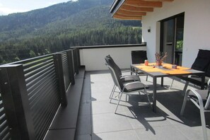 Outdoor dining - Apartment - Skyline in the Pitztal (Wenns)