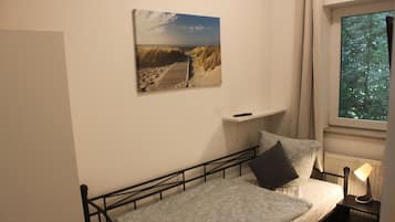 3 Schlafzimmer, Reisekinderbett, kostenloses WLAN, Bettwäsche