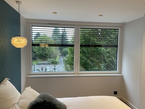 3 bedrooms, iron/ironing board, free WiFi, bed sheets - Superb apartment in the center of Annecy (Annecy)