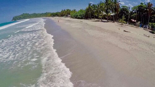 Coral house a 15 minutes by car from Samara beach and Carrillo -Costa Rica