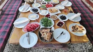 Breakfast meal - Esralina Bungalow Cirali (Kemer)