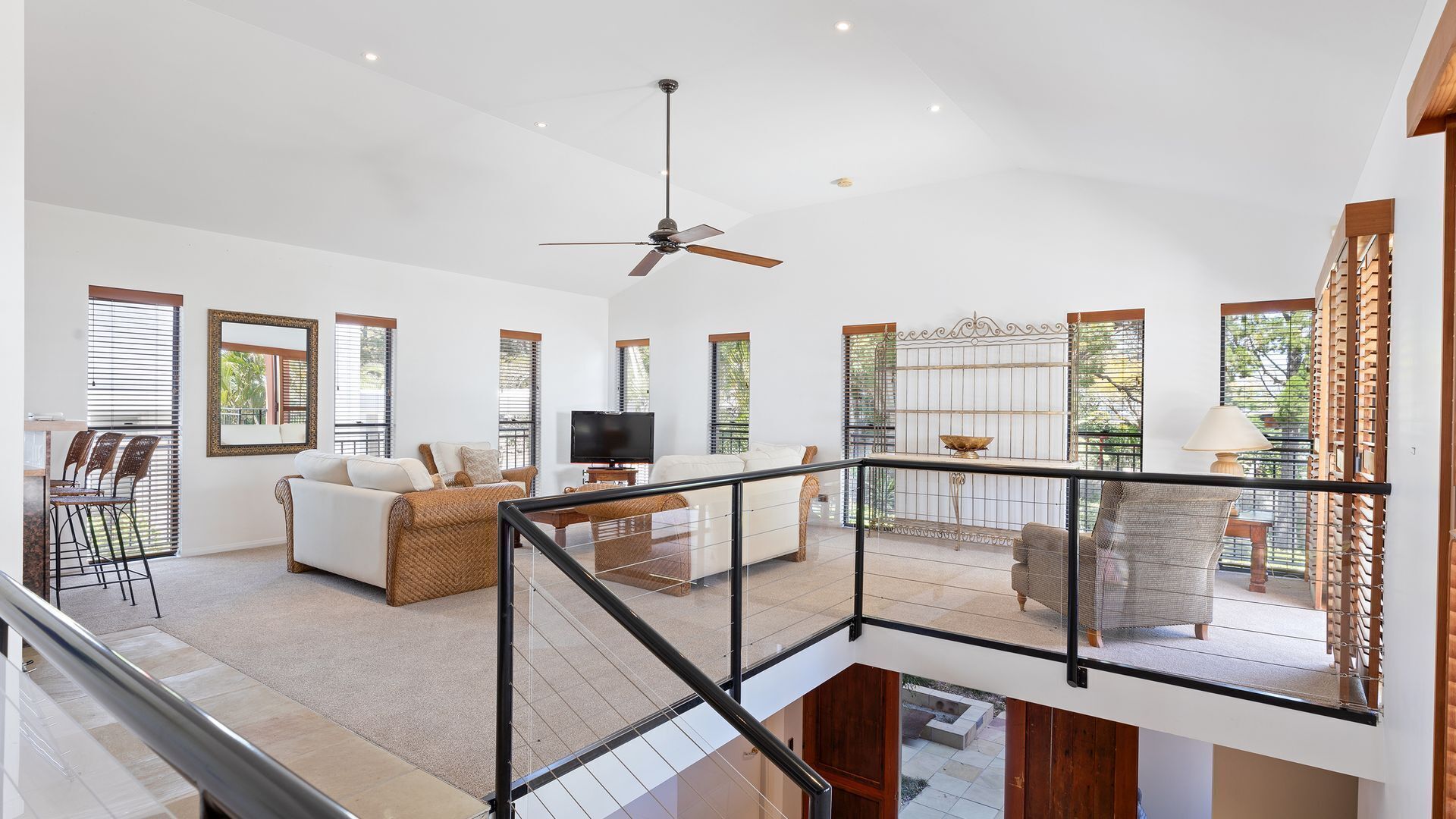 23 The Quarterdeck - Large House in Noosa Heads