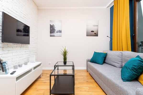 Studio, Kitchen | Living room