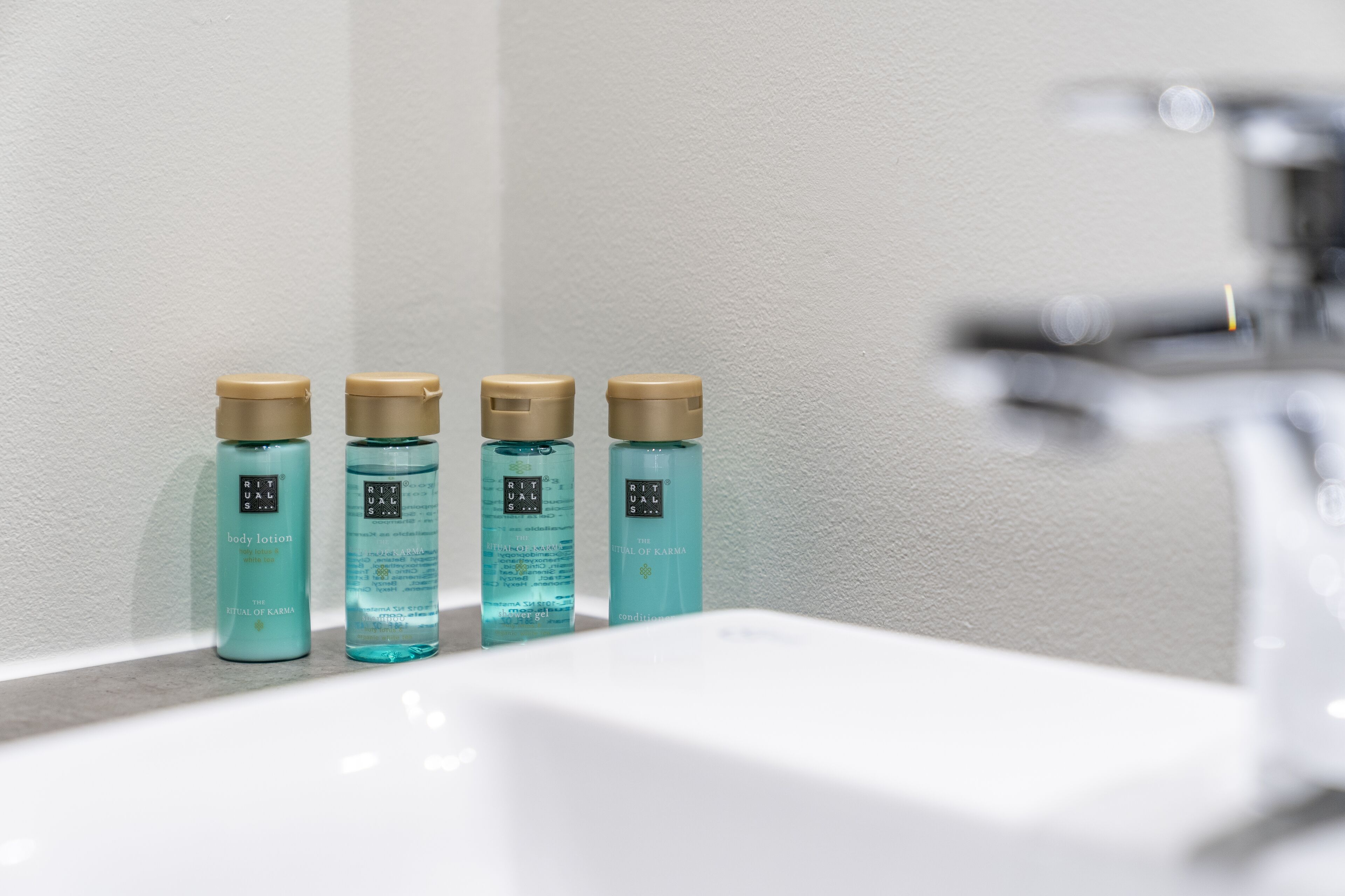 junior double room | bathroom | shower, hair dryer, towels, soap