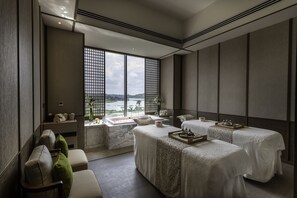 Espace de soins pour les couples, sauna, bain à remous, hammam