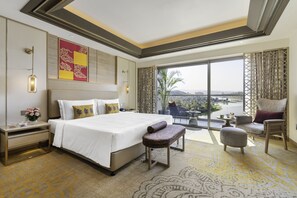 Premium bedding, minibar, in-room safe, desk - Taj Lakefront Bhopal (Bhopal)