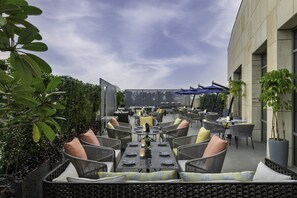 3 restaurants, lunch, dinner served; Chinese cuisine - Taj Lakefront Bhopal (Bhopal)