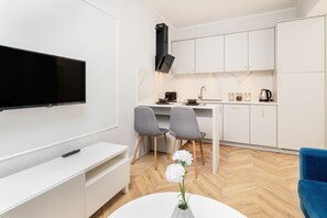 Huoneisto, 1 makuuhuone, keittiö | Olohuone