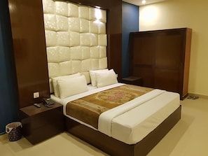 Sistema de insonorización, wifi gratis y ropa de cama