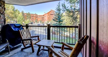 Park Place Deer Camp Condo: Ski-In, Walk To Main St, Lift
