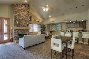 Private kitchen - Villa Allison 2 Bedroom Condo by RedAwning (Scottsdale)