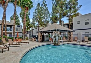 Pool - Villa Allison 2 Bedroom Condo by RedAwning (Scottsdale)