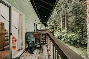 Condo, 1 Bedroom | Property grounds - 18sll - Newly Remodeled - Sleeps 4 - Fireplace - W/d 1 Bedroom Condo by Redawning (Deming)