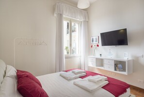 2 bedrooms, iron/ironing board, travel crib, free WiFi - BayView Posillipo - Luxury Terrace & Private Parking, up to 8 guests (Napoli)