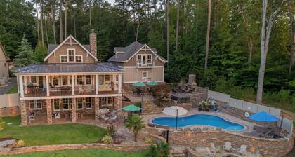 The Oasis at Lake Gaston - Heated Pool, Hot Tub, Pontoon Boat Rental Included!