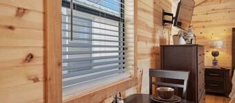 Gorgeous Cabin on Main by PWM