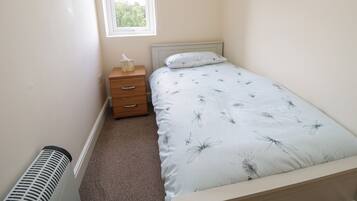 2 bedrooms, individually decorated, individually furnished, free WiFi