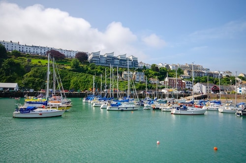 5 Bed in Ilfracombe (oc-stagn)