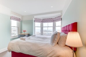 5 bedrooms, iron/ironing board, free WiFi, bed sheets - 5 Bed in Ilfracombe (oc-stagn) (Ilfracombe)