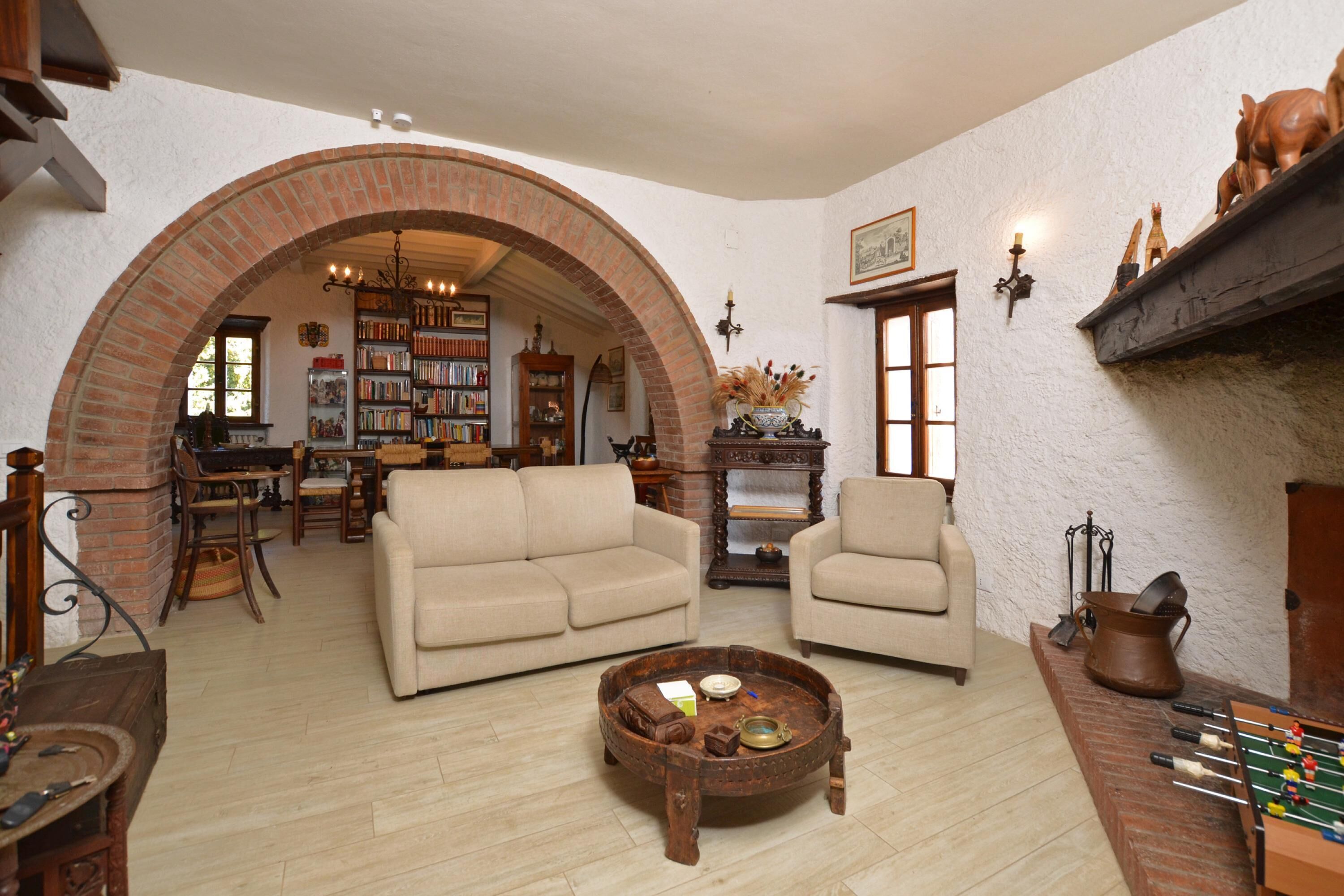 Casa familiare, camere multiple, 2 bagni, lato montagna (Il Fortino) | Interni