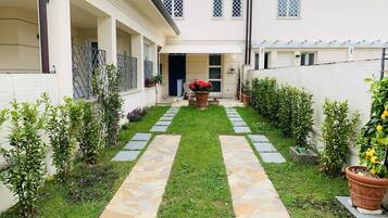 Enceinte de lâhĂ©bergement