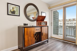 Interior - Stunning Water Views - Fireplace - Chelsea Harbor (Atlantic City)