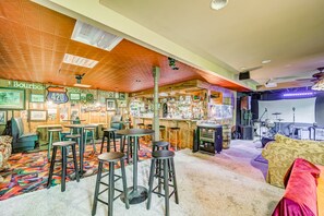 Bar (in der Unterkunft)