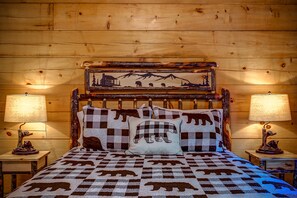 3 bedrooms, travel cot, free WiFi, bed sheets
