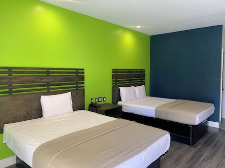 ๋ฃธ, ํธ์ฌ์ด์ฆ์นจ๋ 2๊ฐ, ๊ธ์ฐ | ์๋ง ์ปคํผ, WiFi, ์นจ๋ ์ํธ