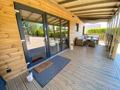 Wassermann vacation home with box-spring beds and large terrace