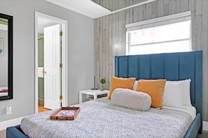 2 chambres, fer et planche à repasser, Wi-Fi gratuit, draps fournis
