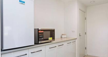 Apollo opposite Ocean ~Studio Apartment Free Wi-Fi