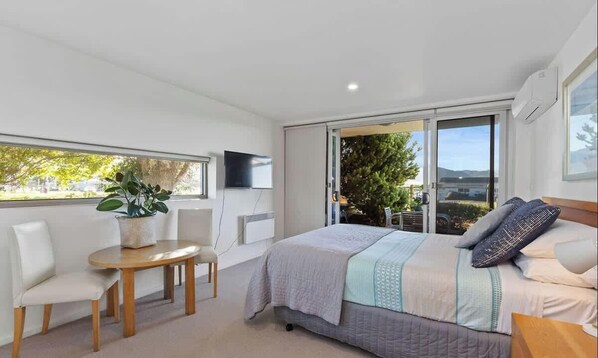 2 habitaciones, tabla de planchar con plancha y wifi gratis 