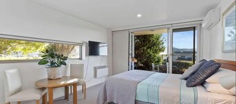 Apollo opposite Ocean ~Studio Apartment Free Wi-Fi