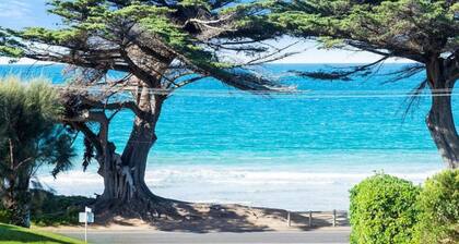 150 Steps · To the Beach FREE WI-FI