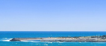 Apollo Ocean Blue Ocean View Wi-Fi Pet Friendly