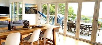 Nicks House · Apollo Ocean Blue FREE WI-FI