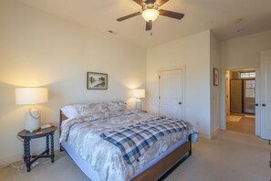 3 bedrooms, iron/ironing board, Internet, bed sheets