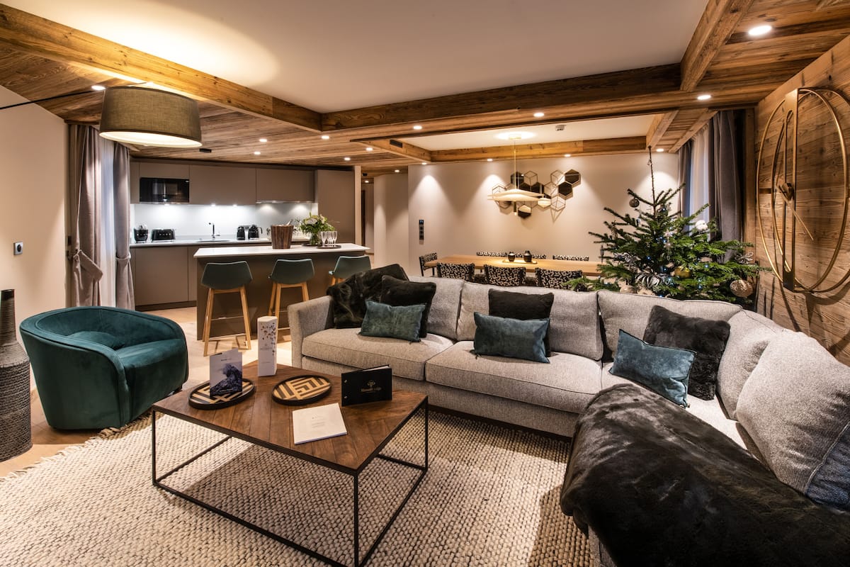 Apartment | Living area | TV