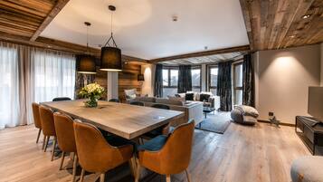 Apartment | Living area | TV