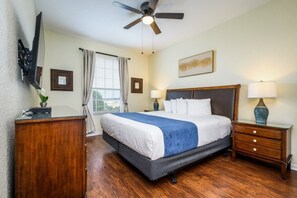 3 bedrooms, iron/ironing board, travel crib, free WiFi