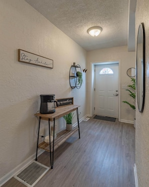 Interior - University Suite "C" (Marion)