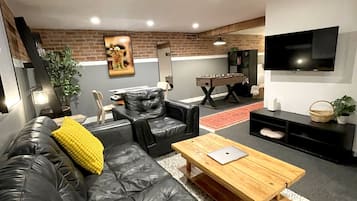 Smart-tv, videospelletjes en tafelvoetbal