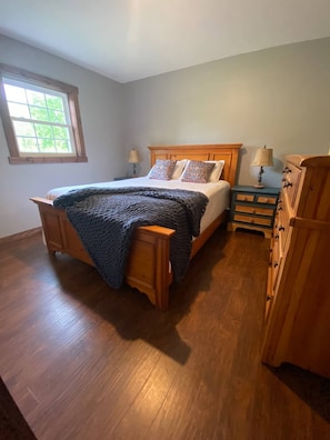 2 Schlafzimmer, Zimmersafe, Bügeleisen/Bügelbrett, kostenloses WLAN