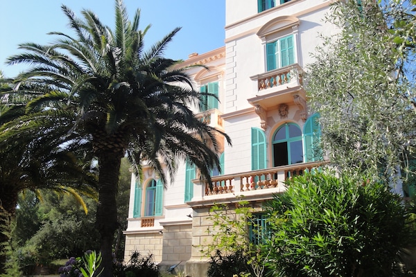 Villa vue du jardin