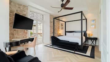 Suite, 1 King Bed | Premium bedding, down comforters, pillowtop beds, minibar