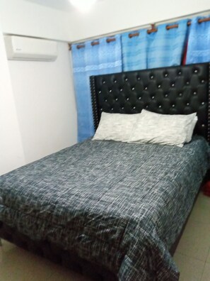 3 bedrooms, free WiFi, bed sheets
