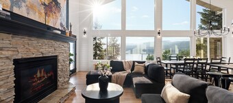 Lakeview Retreat – Spacious 6,000 Sq Ft Home on 21 Acres