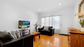 TV - A stone's throw to East Beach Tuscany is an idea family holiday home (Port Fairy)