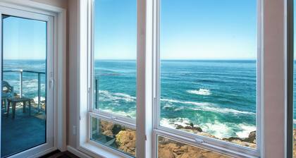 Promo! Top Floor, Corner Oceanfront Condo - Indoor Pool/Hot Tub/Wifi and HDTV!